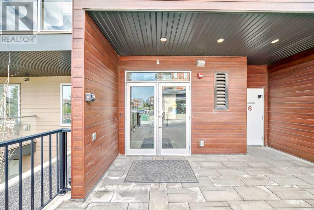 Single Family House for Sale in   Shawnee Common SW Shawnee Slopes Calgary 