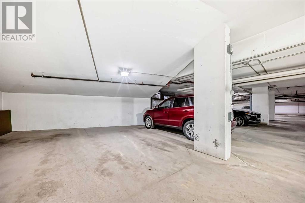 Single Family House for Sale in   Shawnee Common SW Shawnee Slopes Calgary 