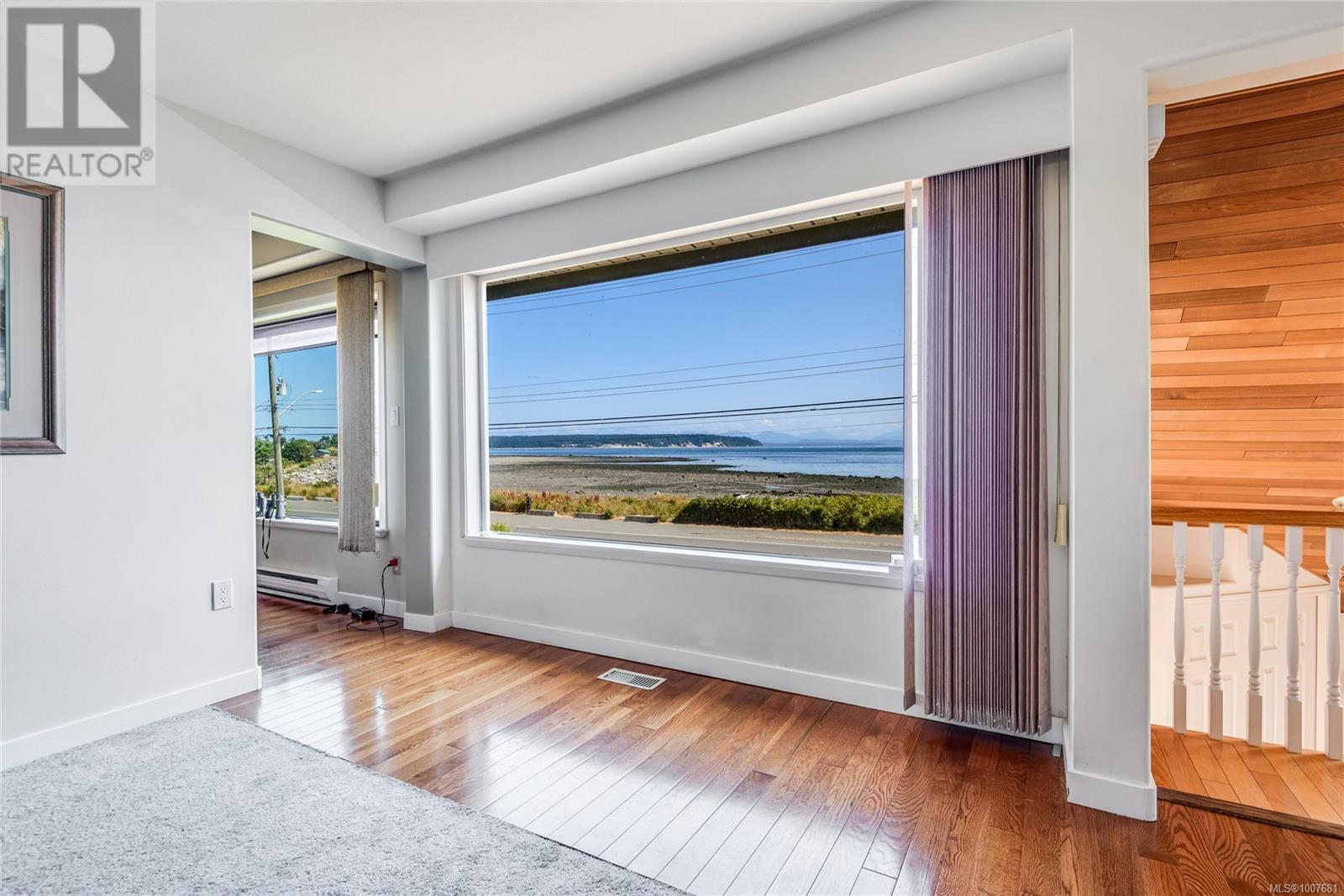 Photo 15 of 2890 Island Hwy S, Campbell River BC
