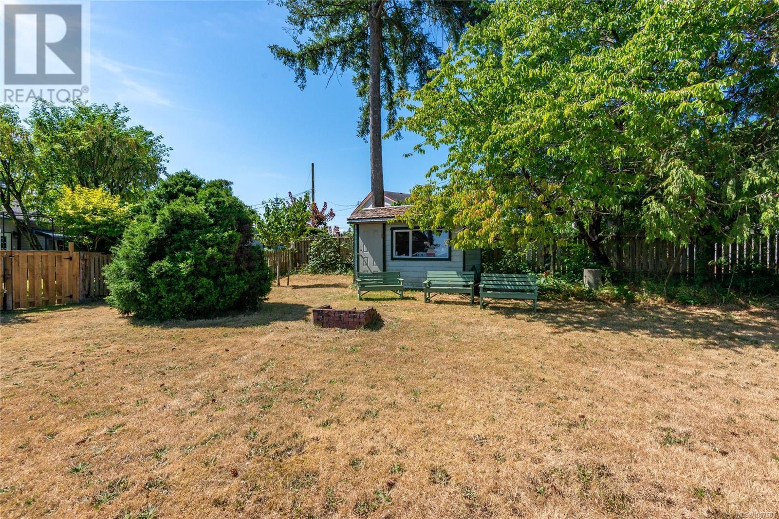 Photo 19 of 2890 Island Hwy S, Campbell River BC