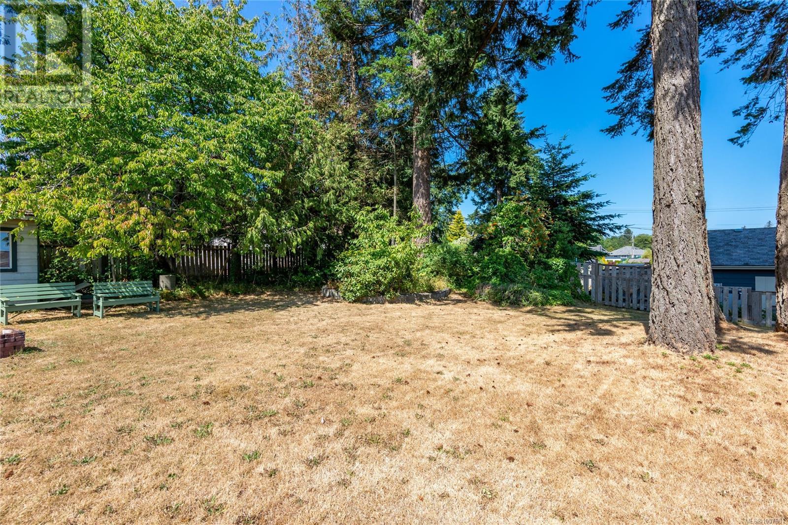 Photo 28 of 2890 Island Hwy S, Campbell River BC