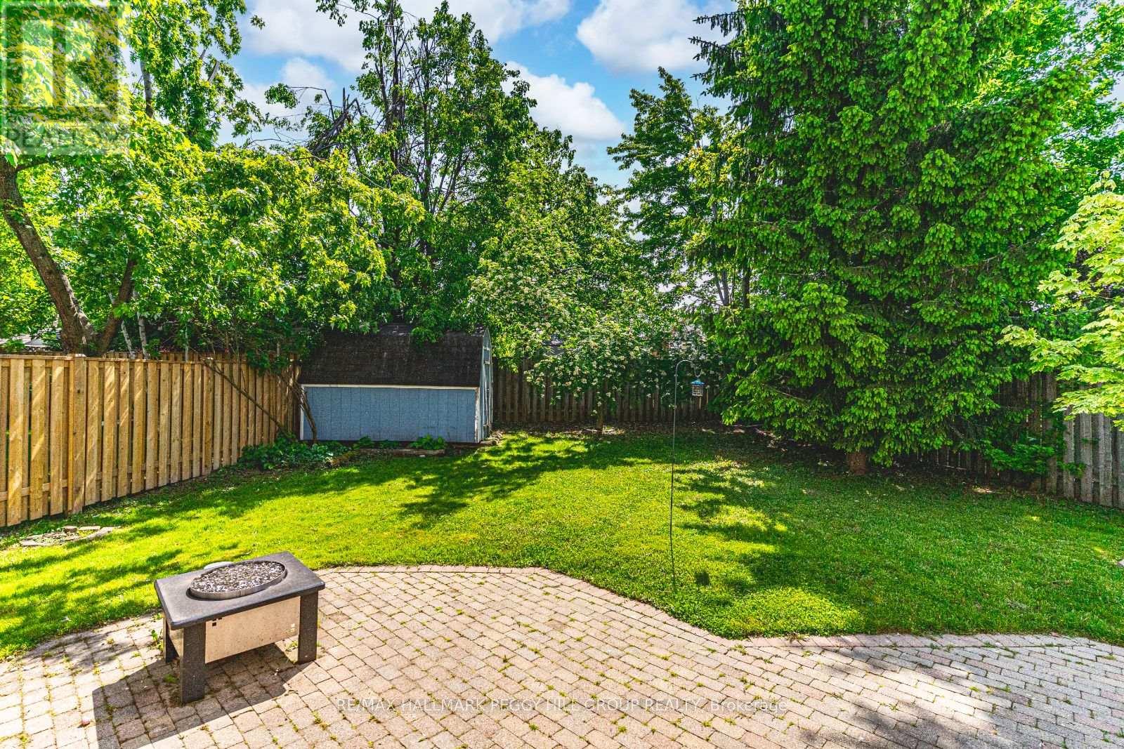 Photo 4 of 36 Ford Street, Barrie ON
