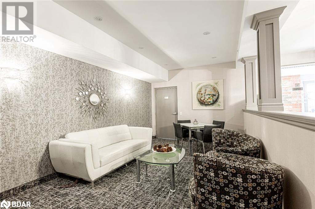 Photo 15 of 43 Ferndale Drive S Unit 305, Barrie ON