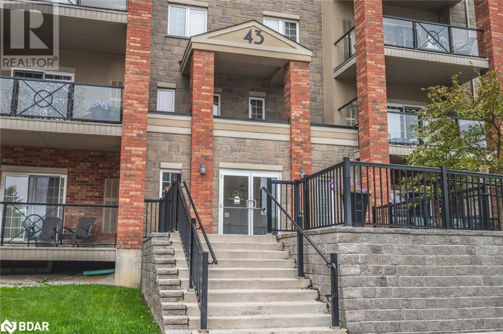 Photo 6 of 43 Ferndale Drive S Unit 305, Barrie ON