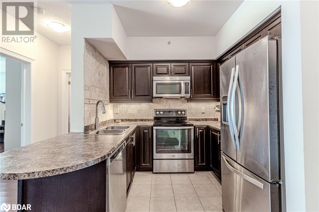 Photo 9 of 43 Ferndale Drive S Unit 305, Barrie ON