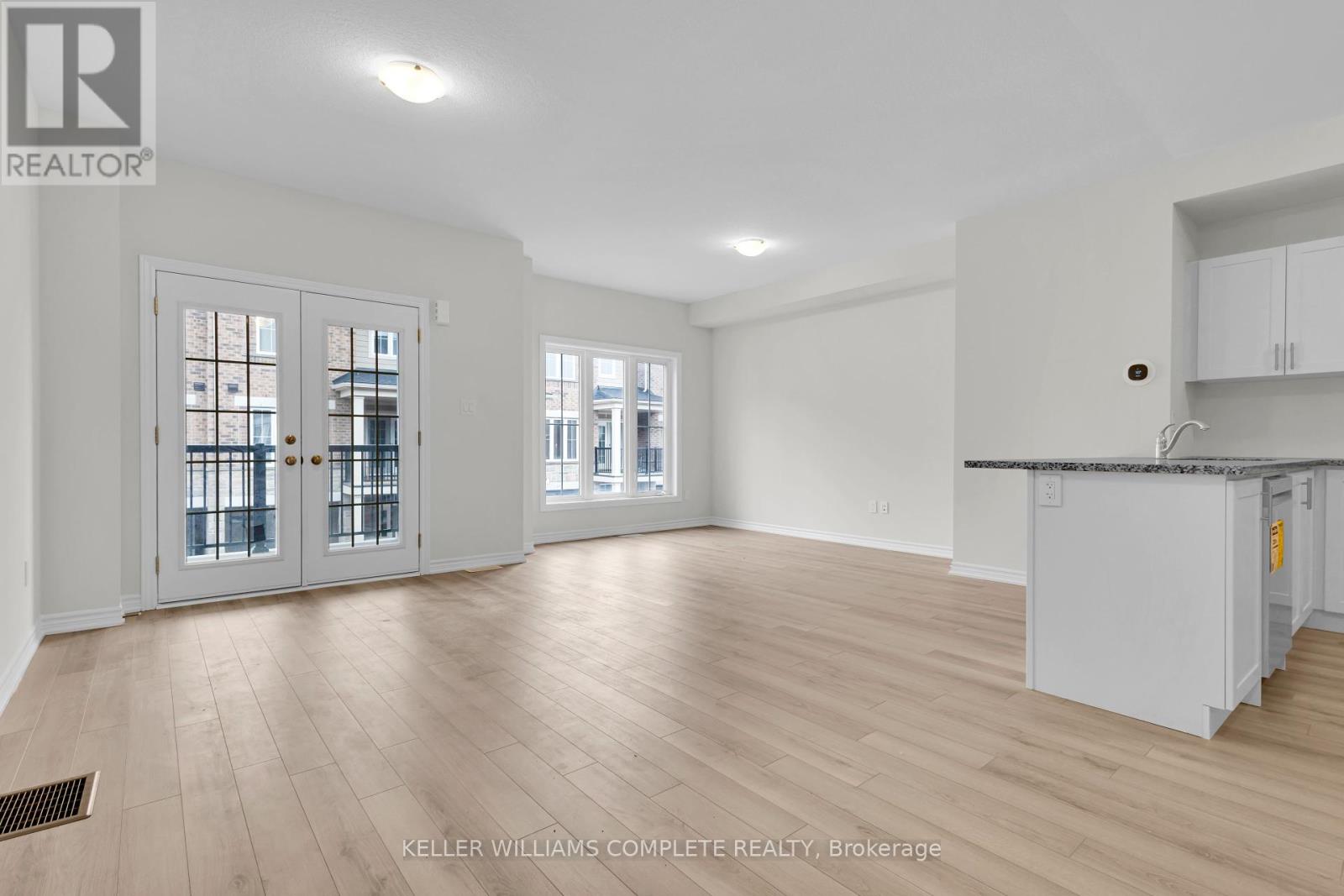 Photo 27 of 147 677 Park Road N, Brantford ON