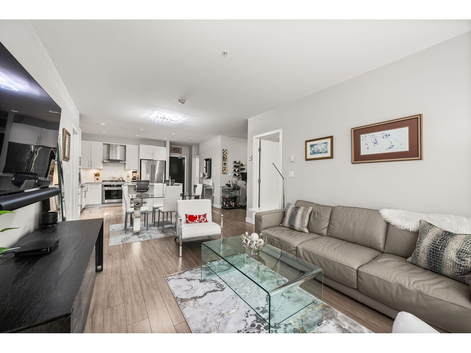 Photo 11 of 203 1975 154 Street, Surrey BC