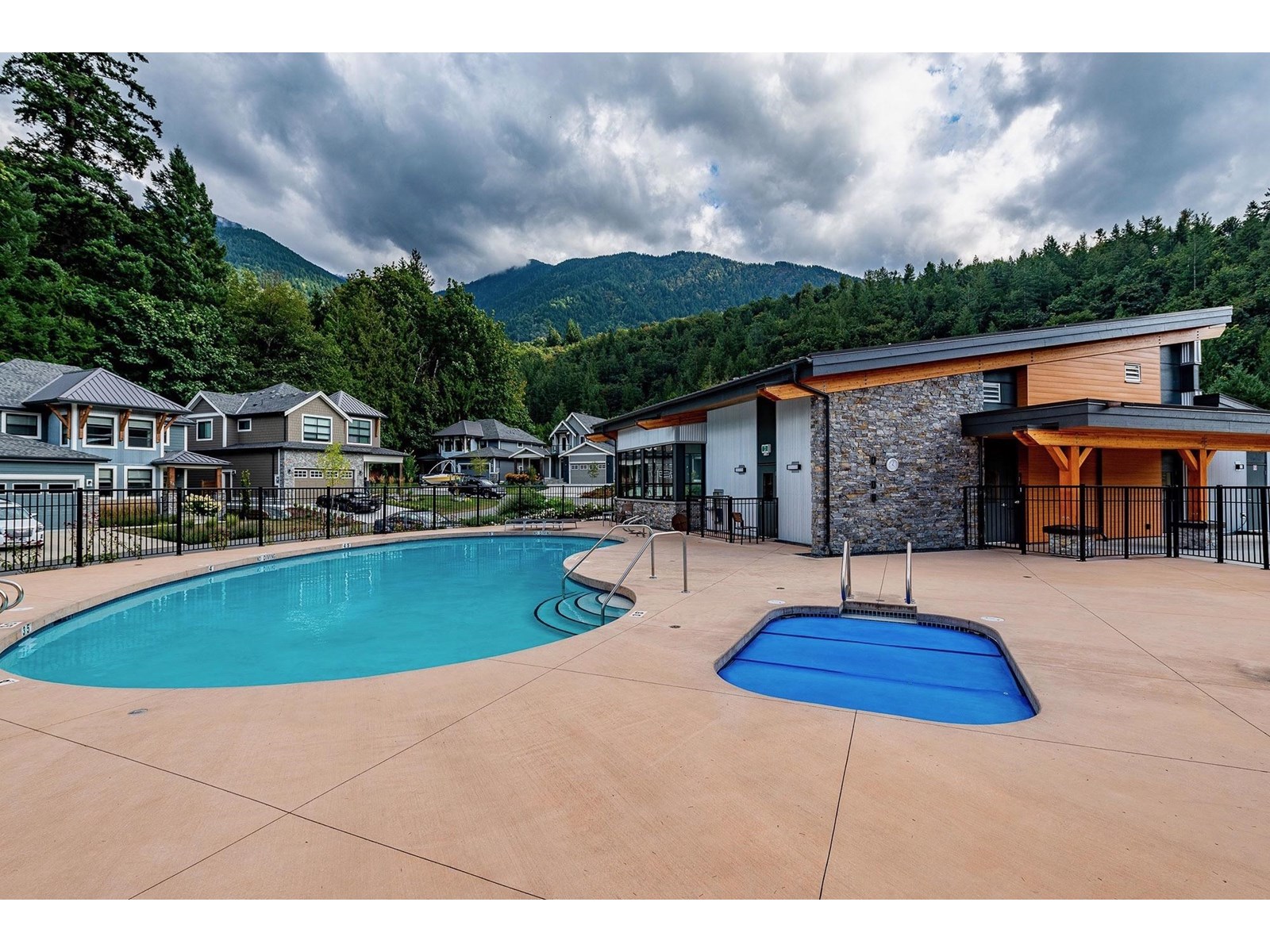 Photo 31 of 88 1880 Columbia Valley Road Cultus Lake South, Lindell Beach BC