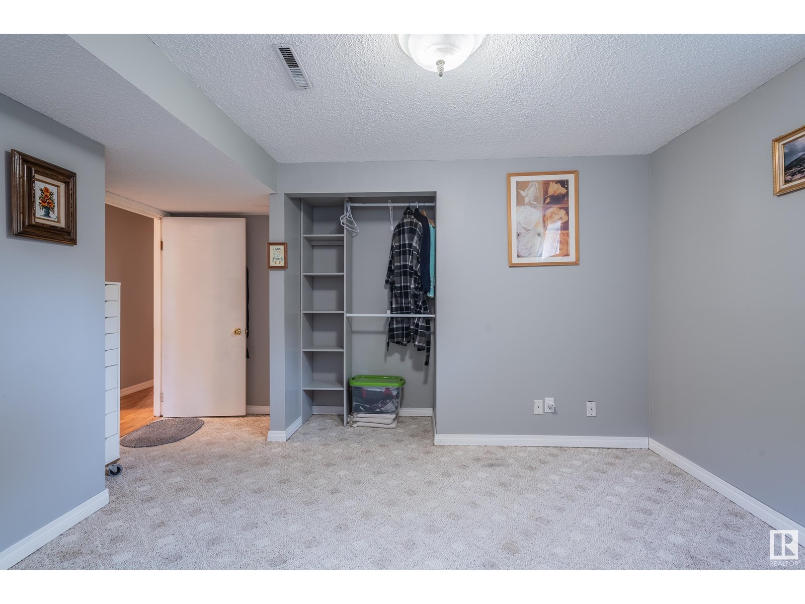 Photo 26 of 8803 160 St Nw, Edmonton AB
