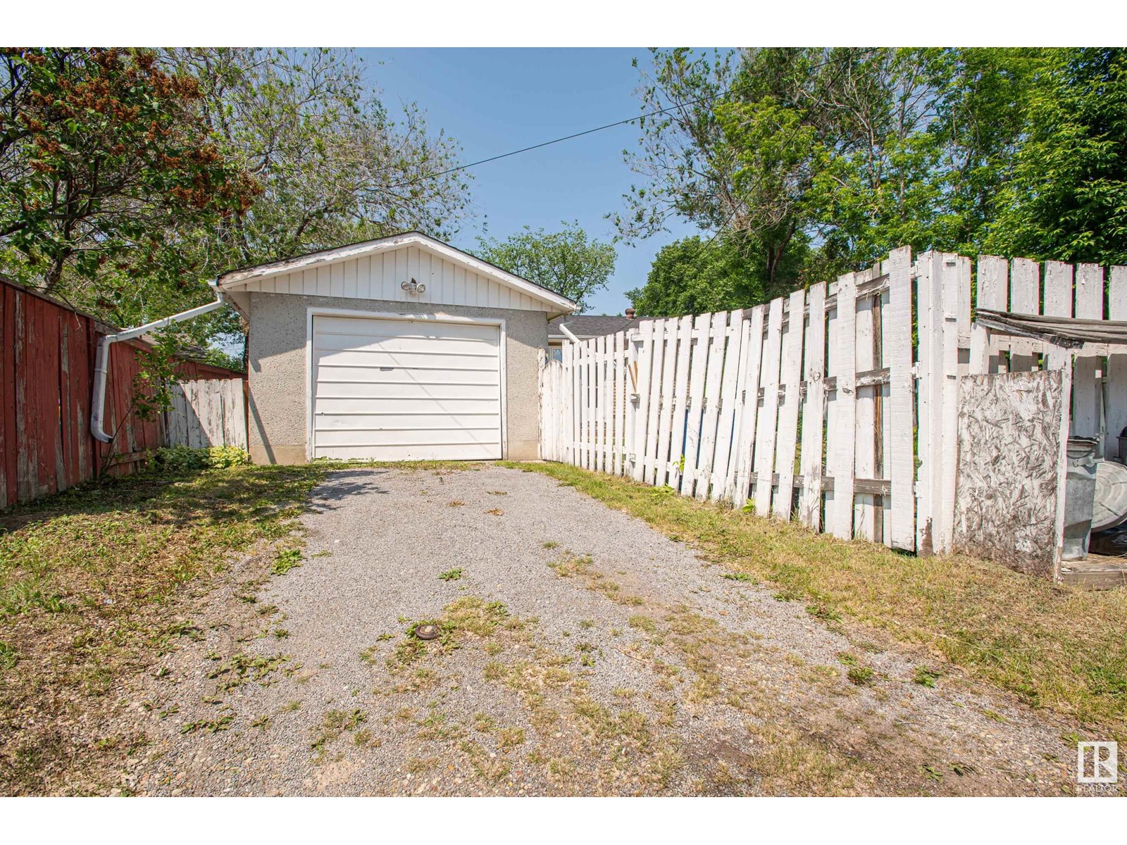 Photo 36 of 8803 160 St Nw, Edmonton AB