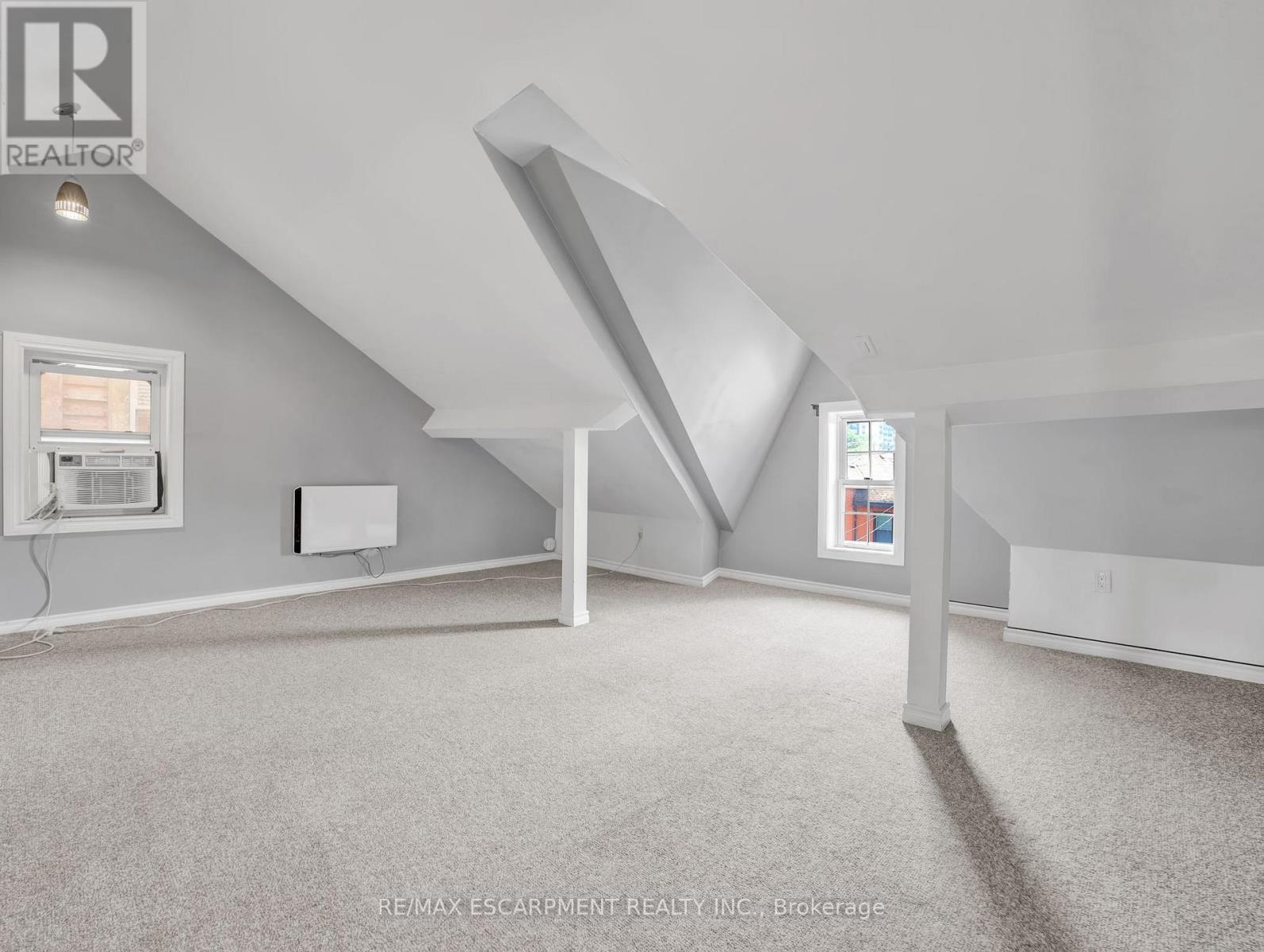 Photo 42 of 214 Mary Street, Hamilton ON
