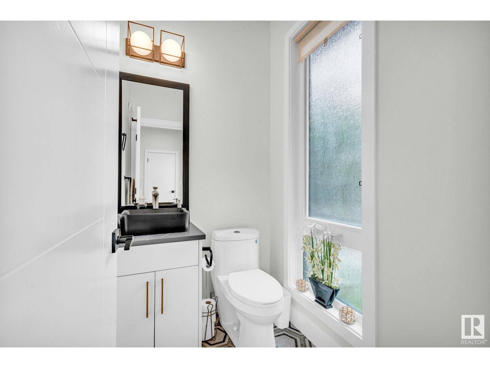 Photo 13 of 7715 78 Av Nw Nw, Edmonton AB