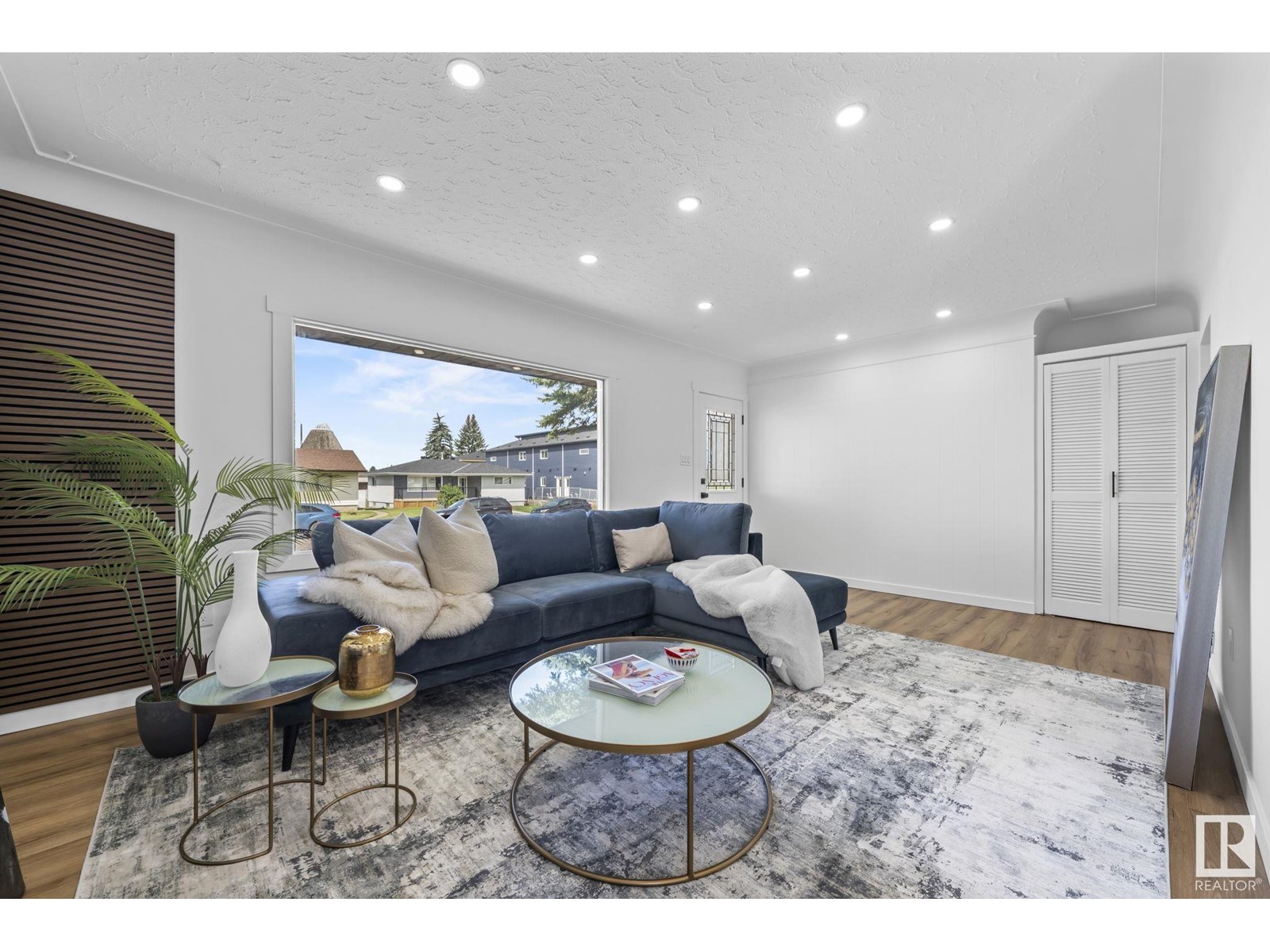 Single Family House Bungalow for Sale in   ST NW Edmonton 