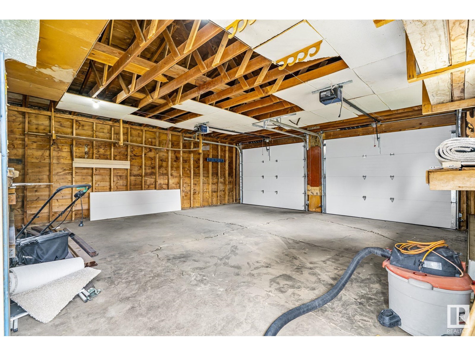 Single Family House Bungalow for Sale in   ST NW Edmonton 