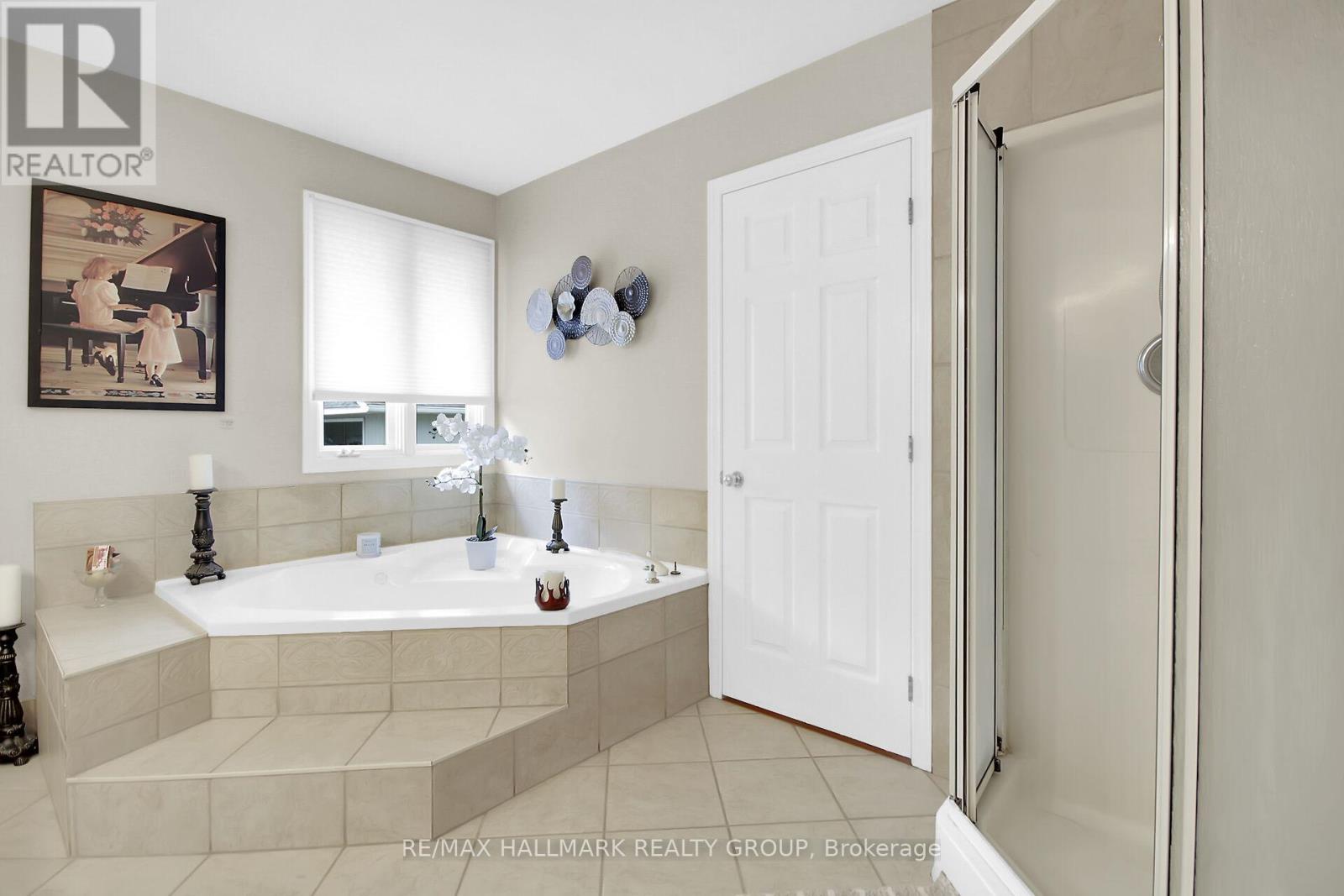 Photo 2 of 1721 Carsonby Road E, Ottawa ON