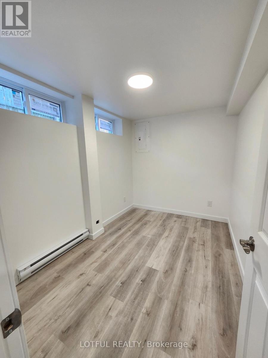 Photo 13 of B 905 Smyth Road, Ottawa ON
