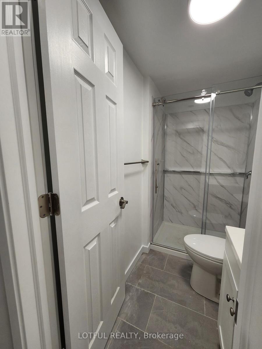 Photo 6 of B 905 Smyth Road, Ottawa ON