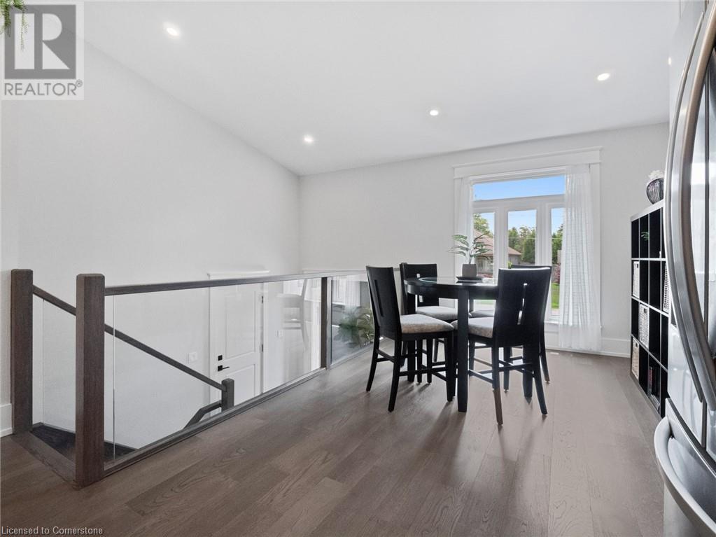 Photo 25 of 40 Topham Boulevard, Welland ON