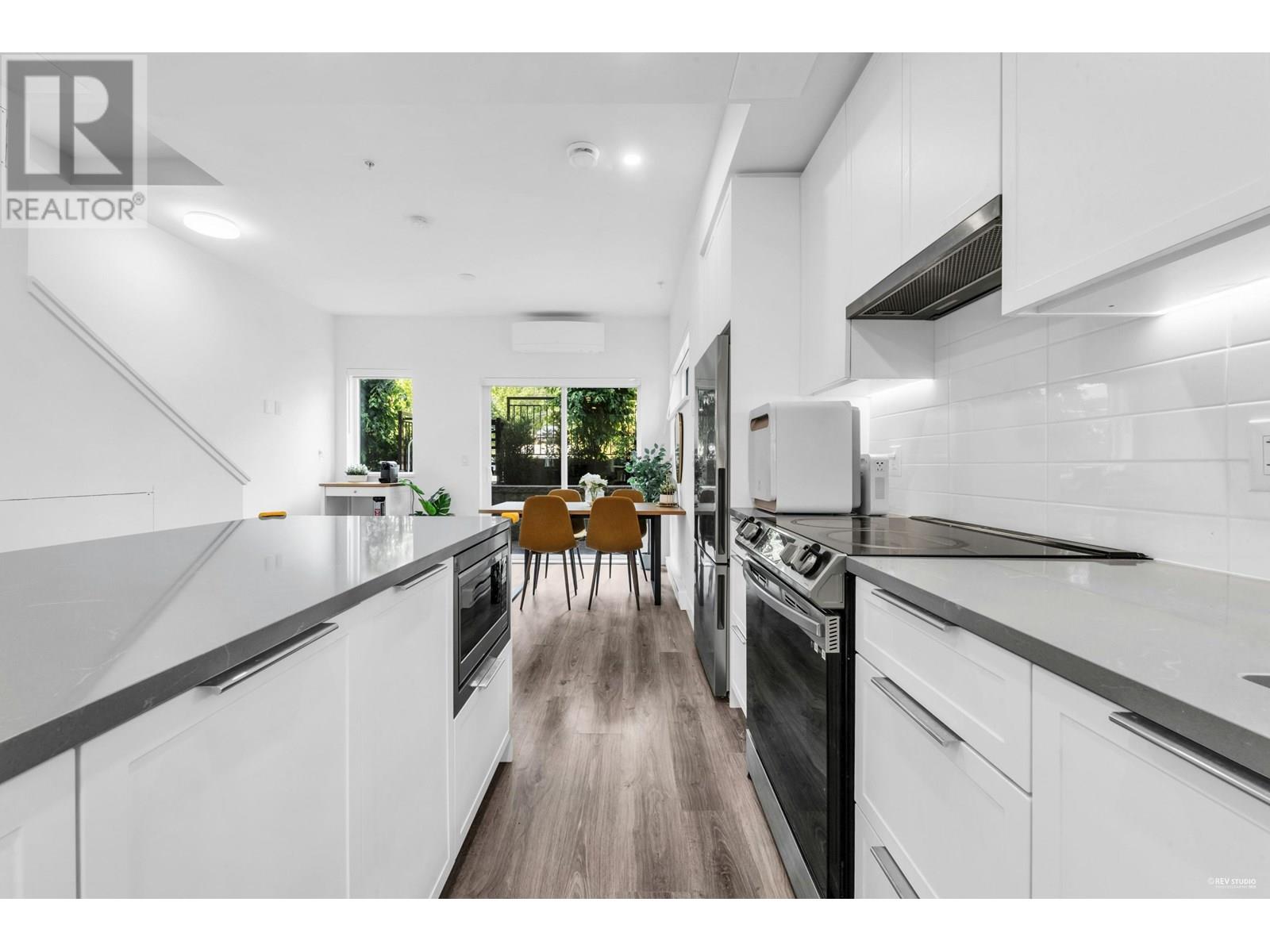 Photo 14 of 113 609 Sydney Avenue, Coquitlam BC
