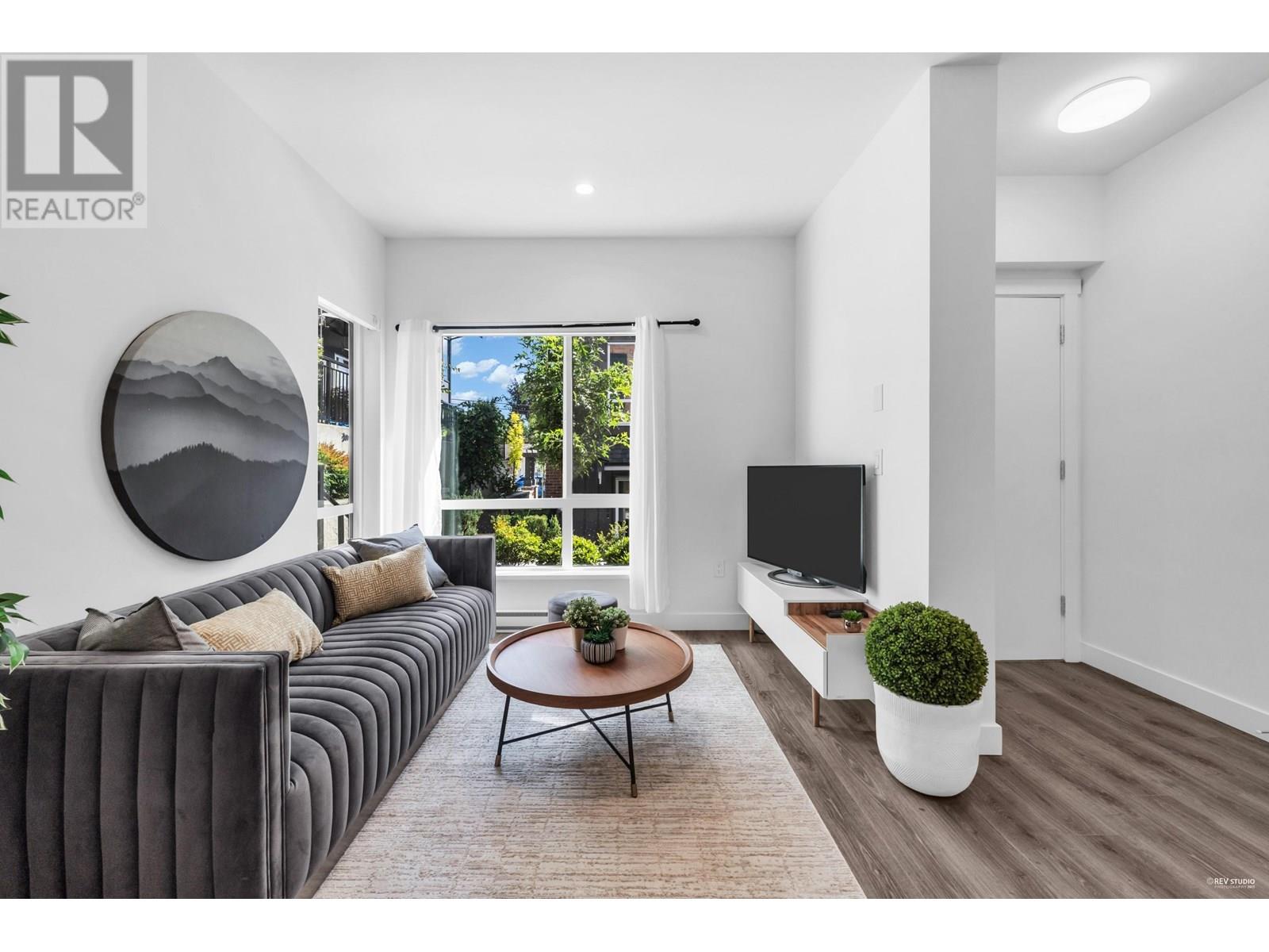 Photo 3 of 113 609 Sydney Avenue, Coquitlam BC