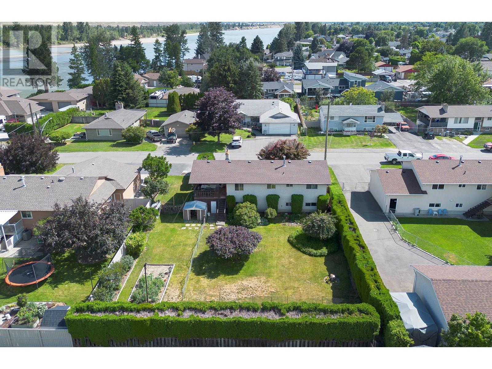 Photo 12 of 628 Bissette Road, Kamloops BC