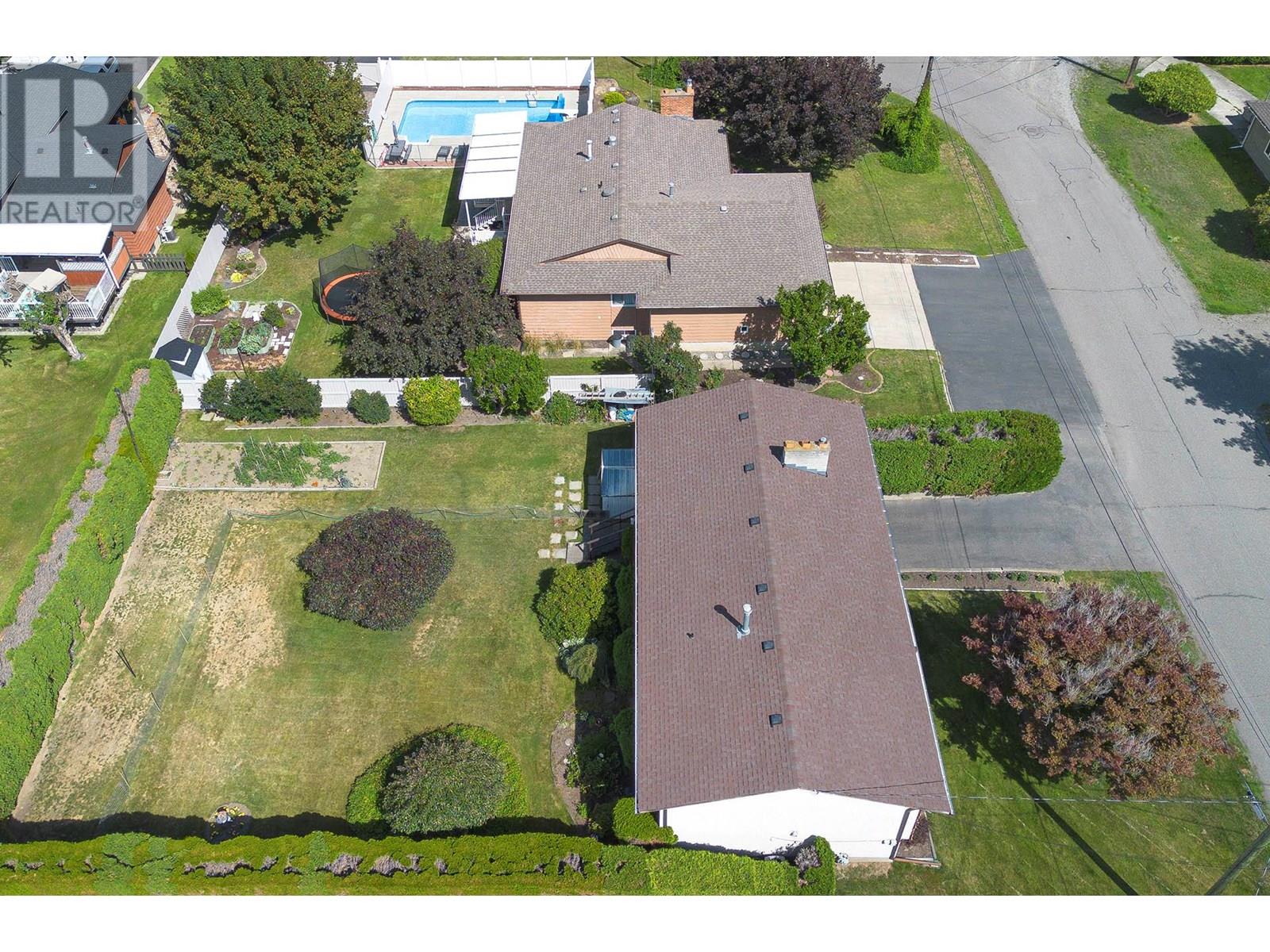 Photo 24 of 628 Bissette Road, Kamloops BC