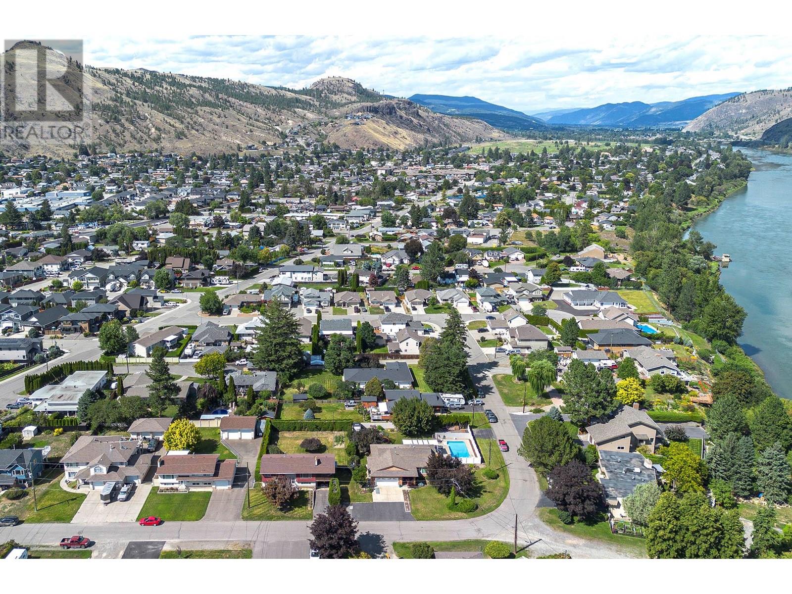 Photo 10 of 628 Bissette Road, Kamloops BC