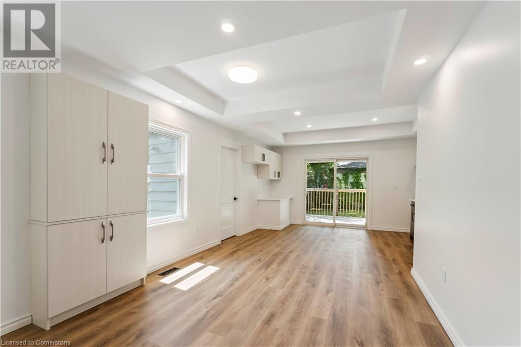 Photo 39 of 387 Weir Street N, Hamilton ON