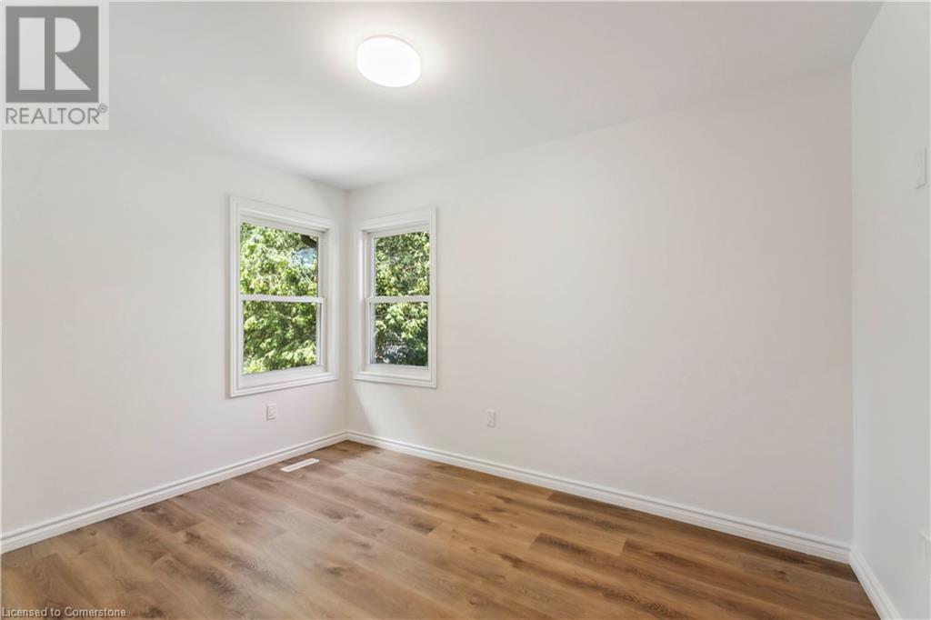 Photo 28 of 387 Weir Street N, Hamilton ON