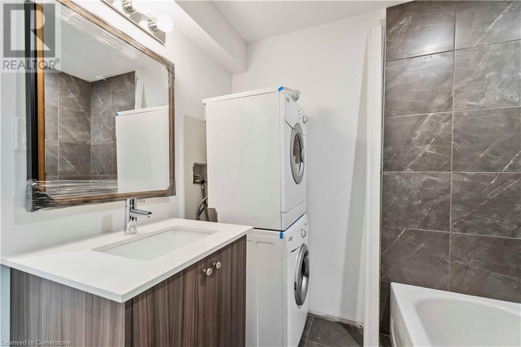 Photo 30 of 387 Weir Street N, Hamilton ON