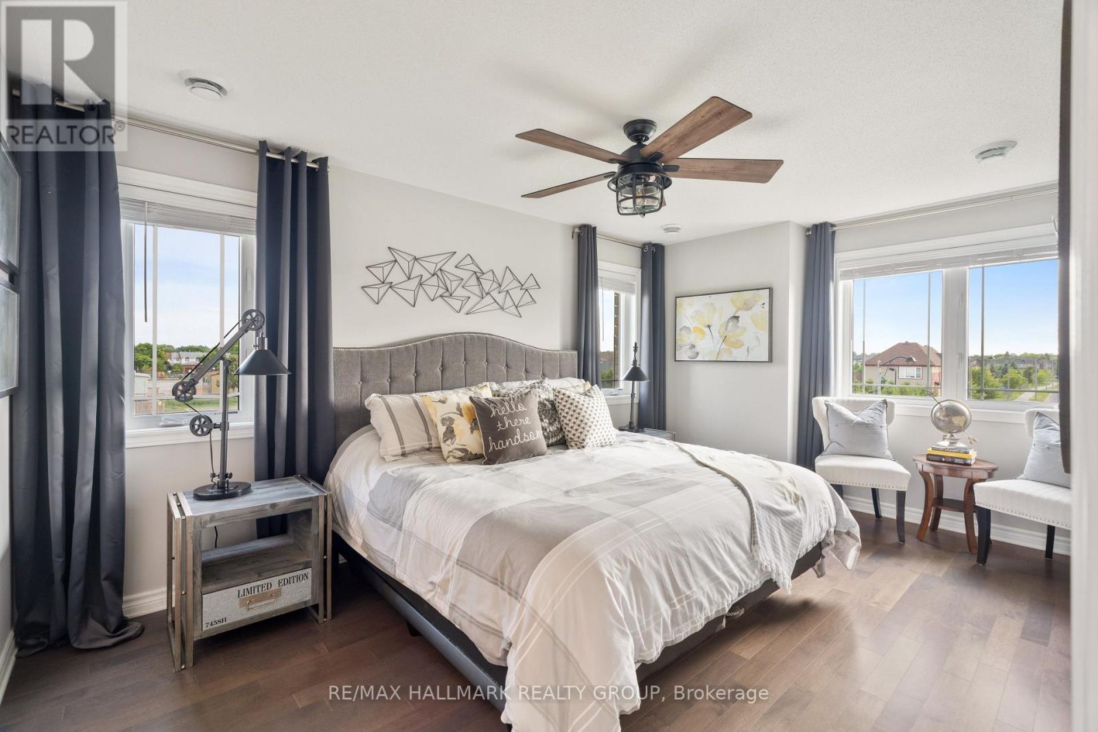 https://ddfcdn.realtor.ca/listing/TS638890601595070000/reb76/highres/8/x12235658_19.jpg
