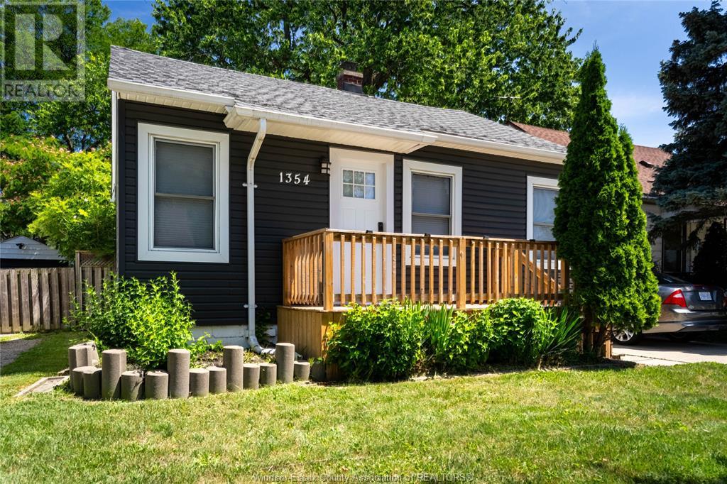 Photo 1 of 1354 George, Windsor ON
