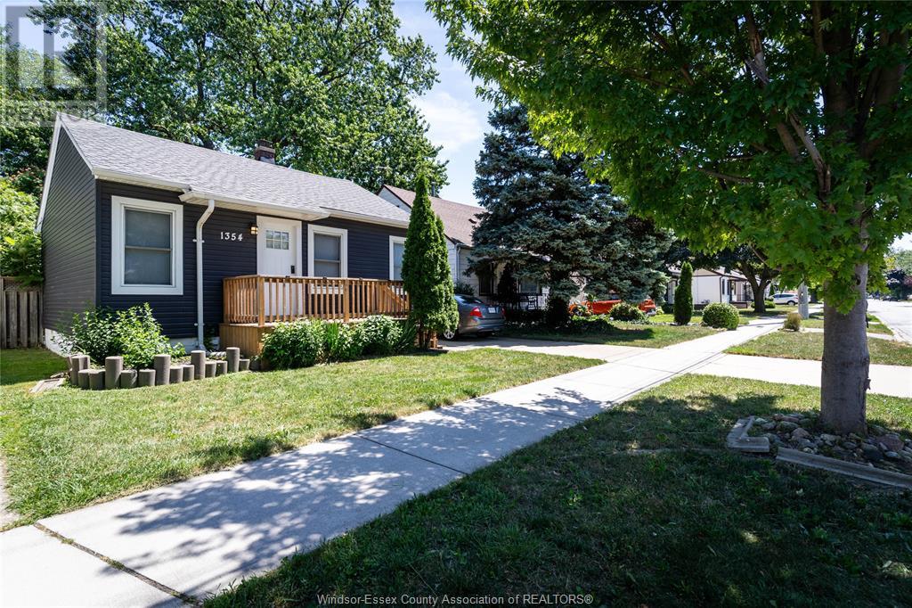 Photo 14 of 1354 George, Windsor ON