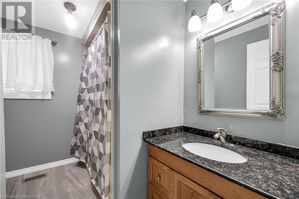 Photo 19 of 1460 Garth Street Unit 18, Hamilton ON