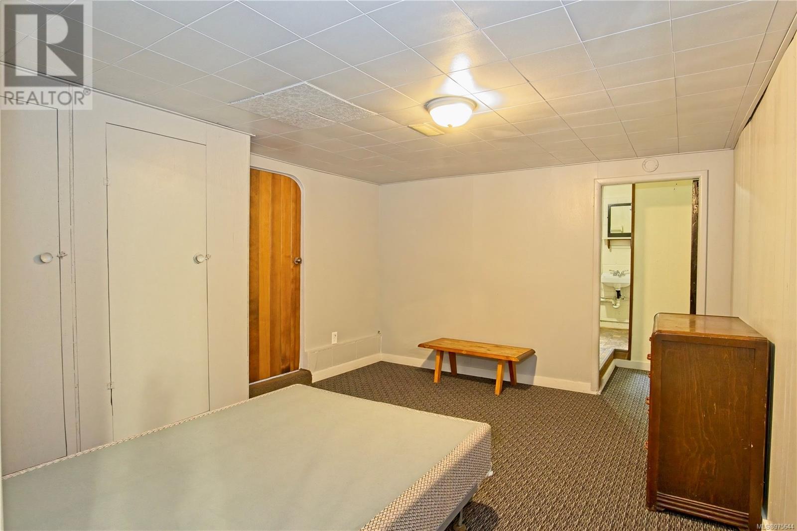 780 Campbell St - 39