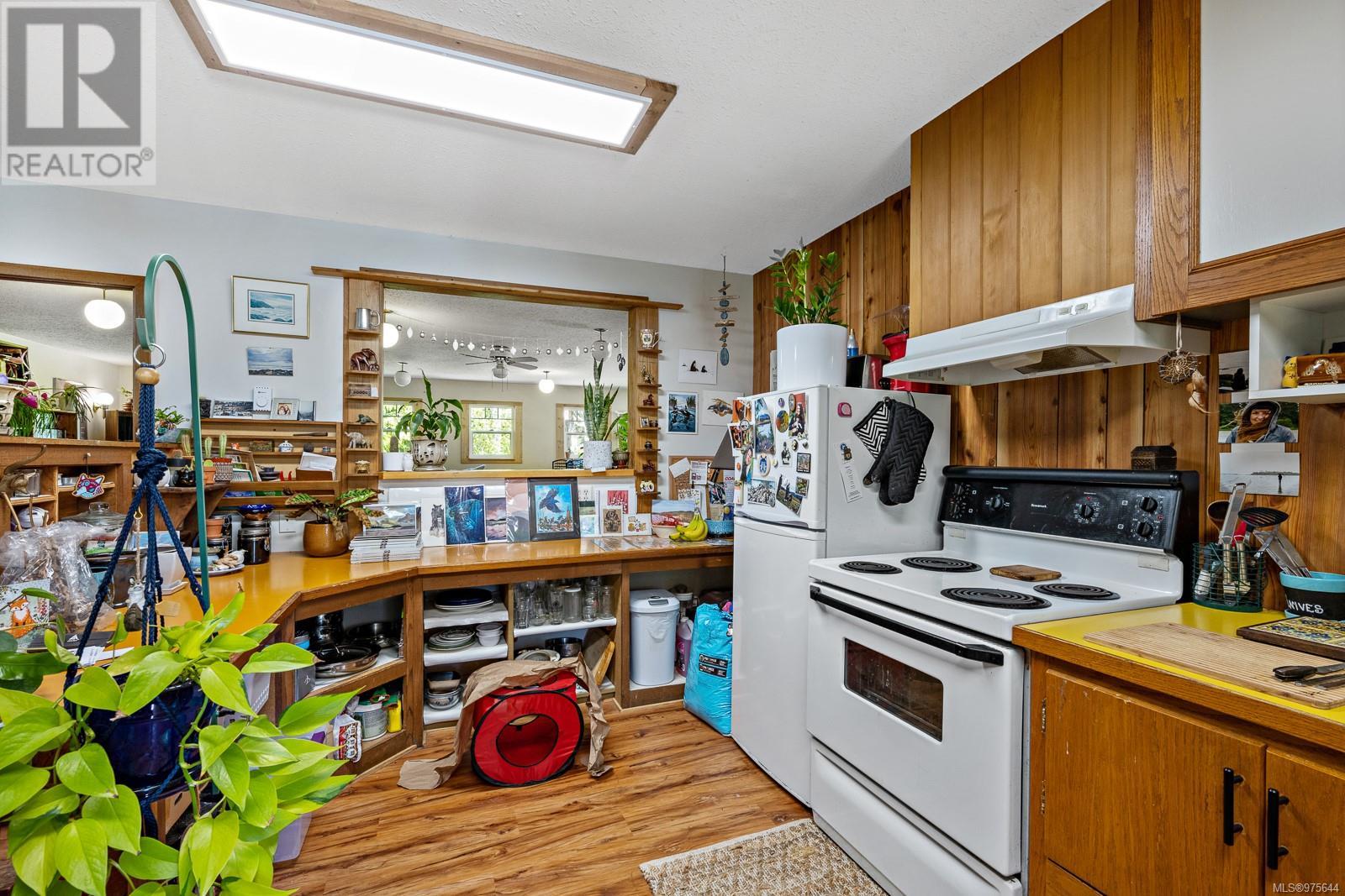 780 Campbell St, Tofino