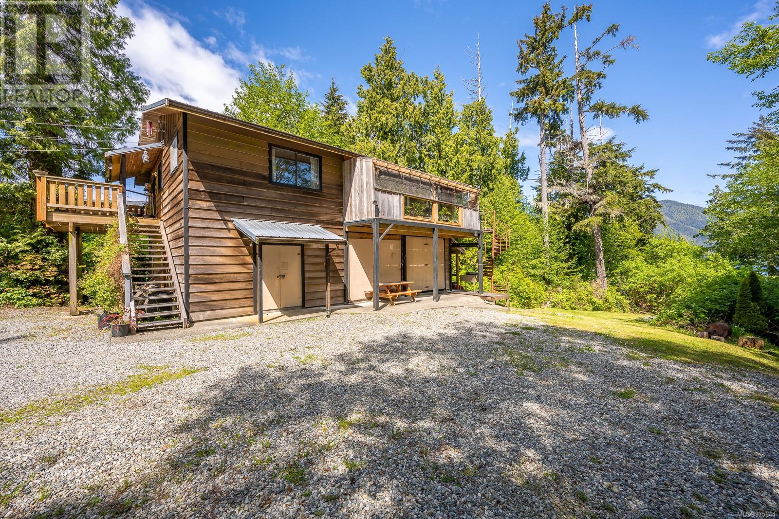 780 Campbell St, Tofino