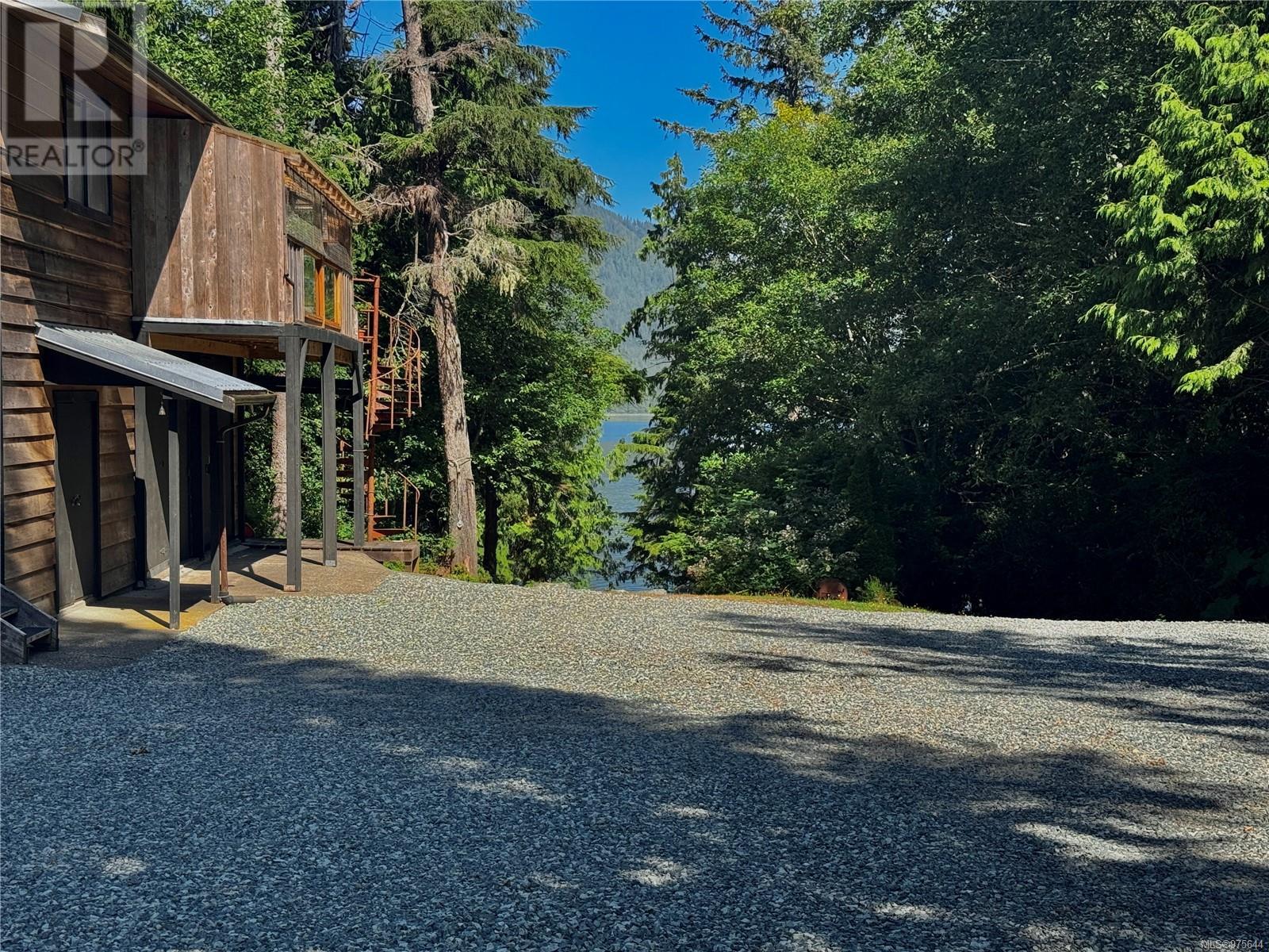 780 Campbell St, Tofino
