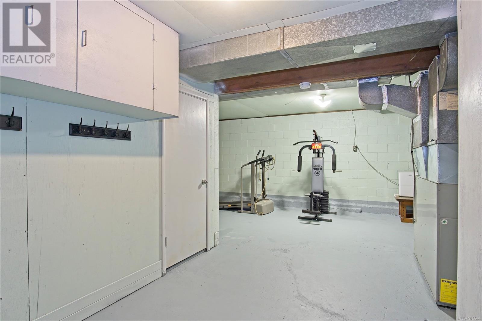 780 Campbell St - 47