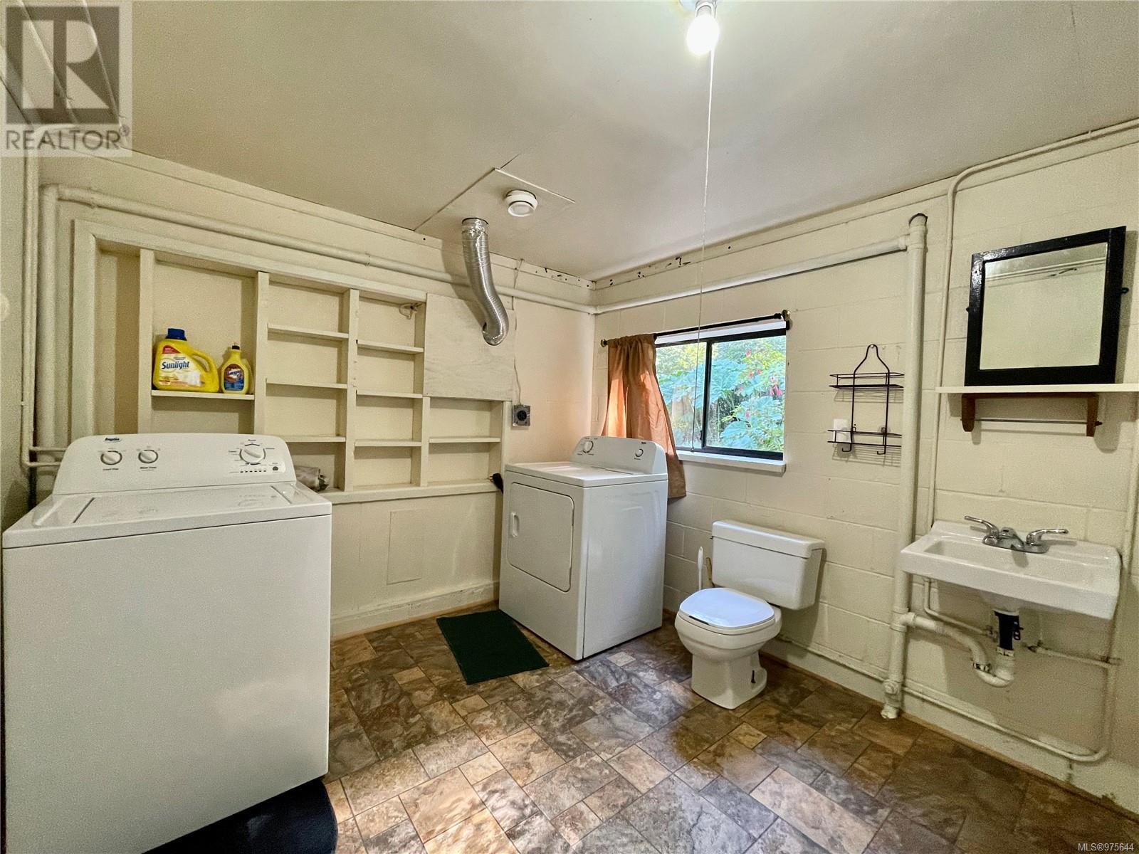 780 Campbell St - 42