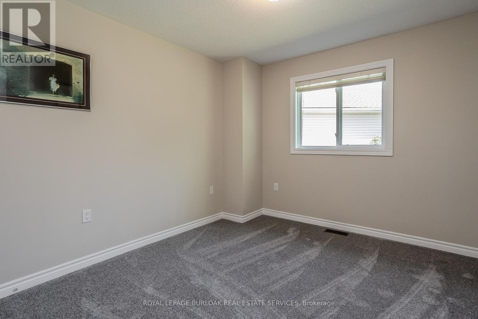 Photo 36 of 109 Emerald Court, Hamilton ON