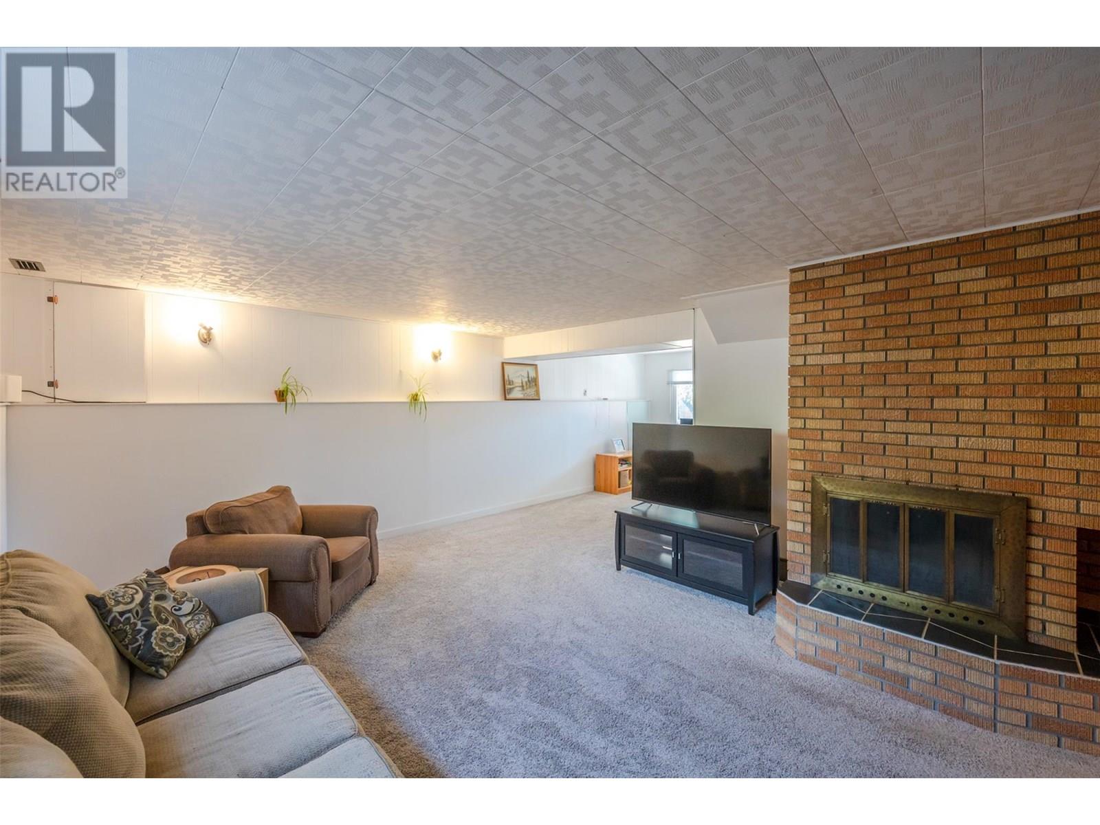 112 DUNANT PLACE - Image 34