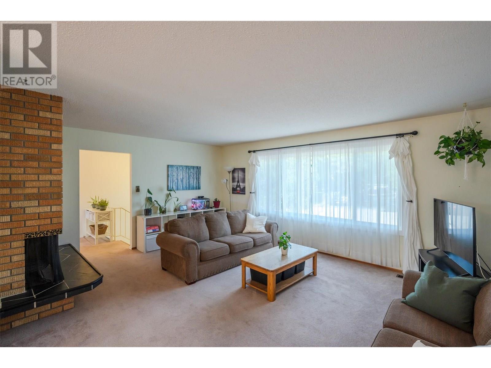 112 DUNANT PLACE - Image 9