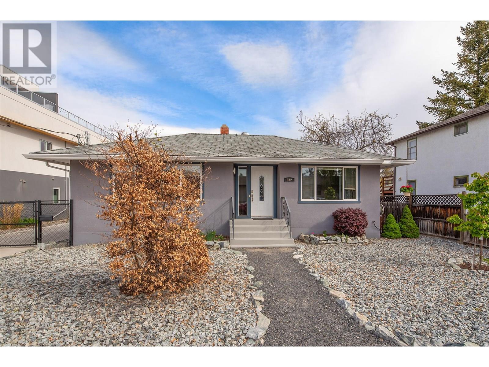  930-932 Lawson Avenue, Kelowna