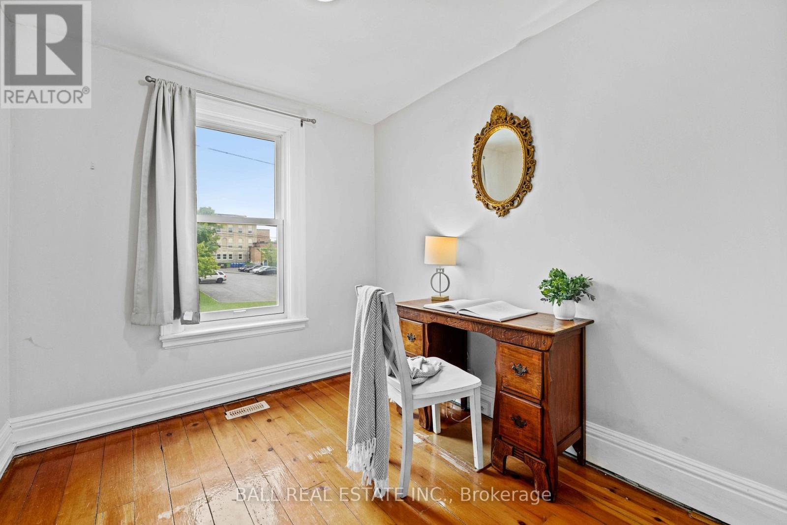 Photo 11 of 78 Mcdonnel Street, Peterborough Central ON