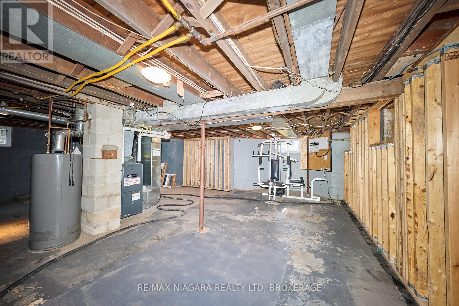 Photo 24 of 207 South Mill Street, Fort Erie ON