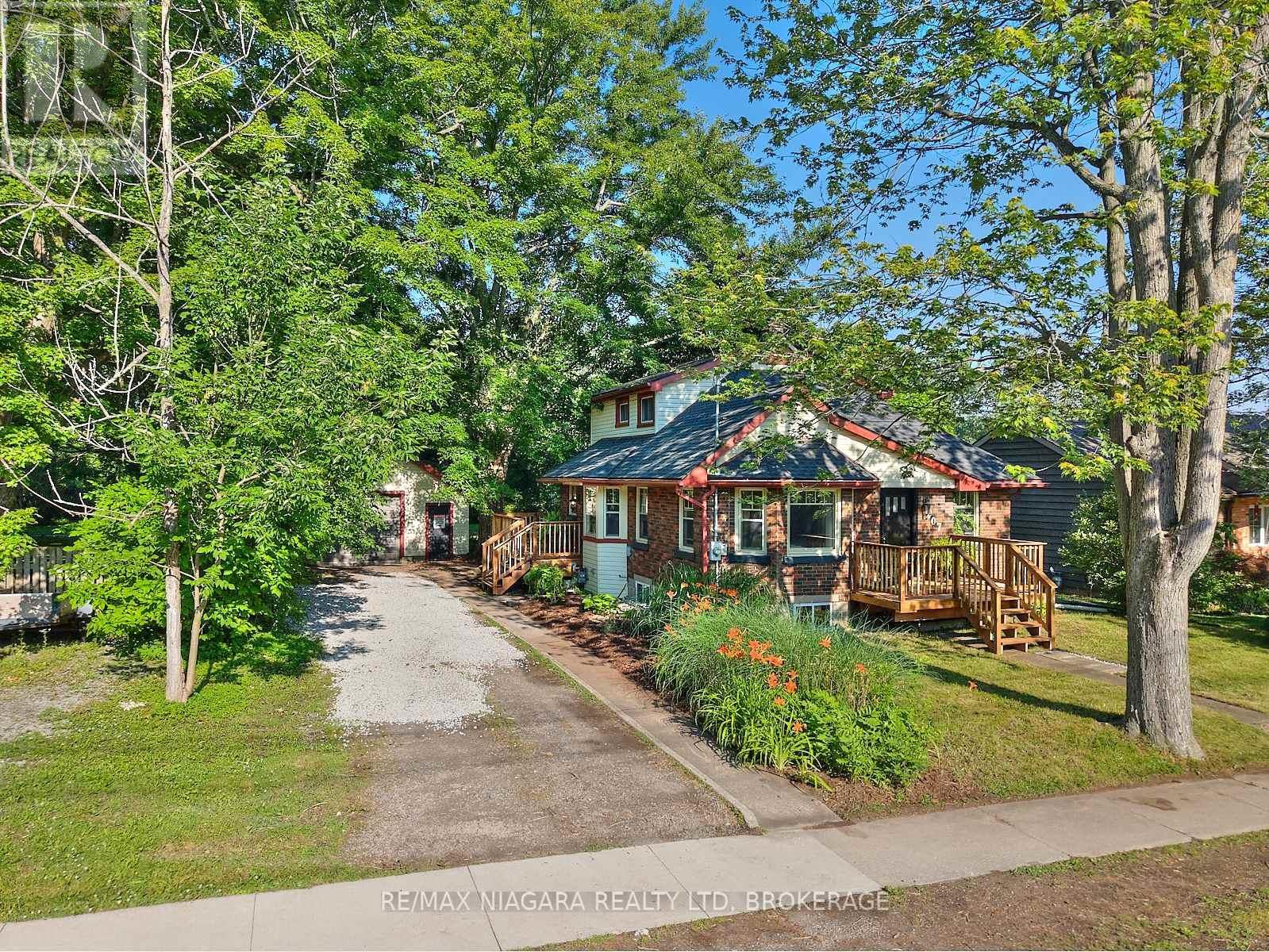 Photo 27 of 207 South Mill Street, Fort Erie ON