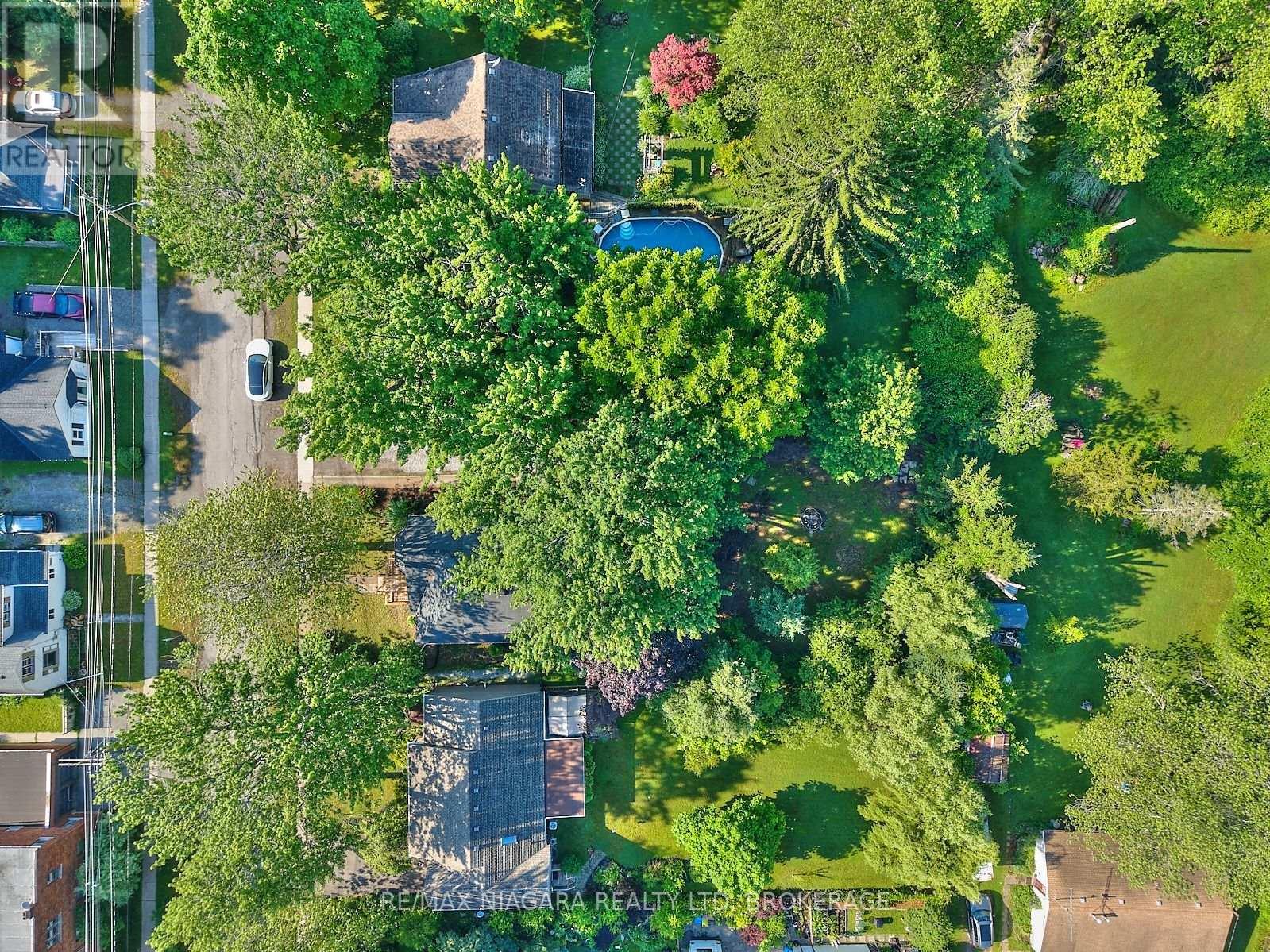 Photo 33 of 207 South Mill Street, Fort Erie ON