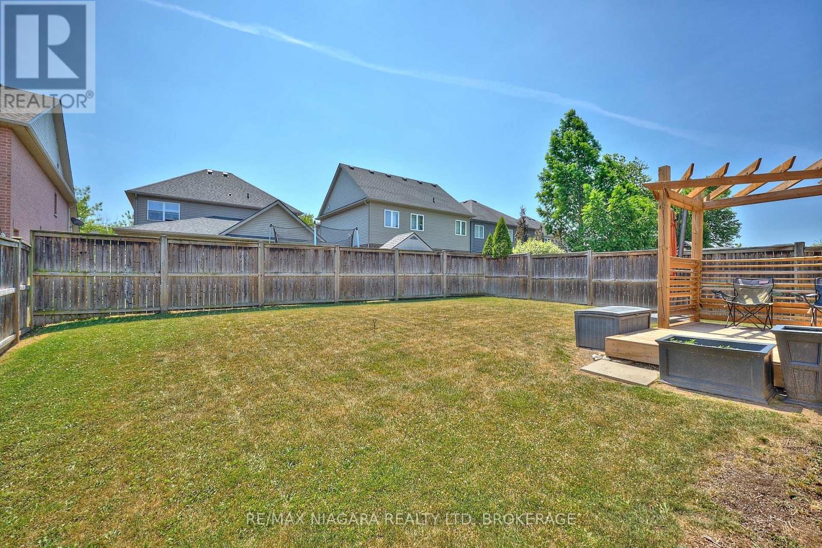 Photo 10 of 6 Alex Grant Place, St Catharines ON