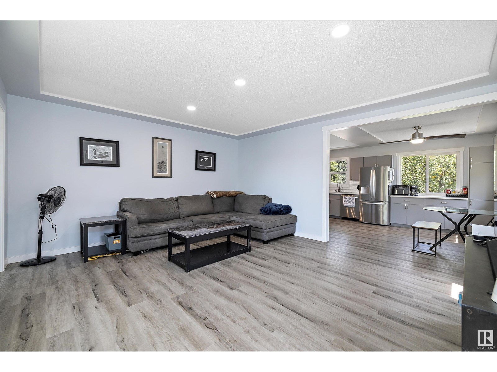 Photo 6 of 12827 125 St Nw, Edmonton AB